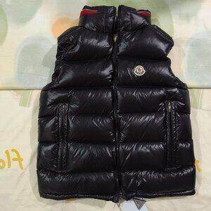 Moncler Classic Badge Down Jacket